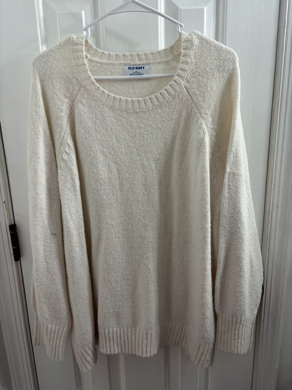 Old Navy Women's Ivory Scoopneck Sweater